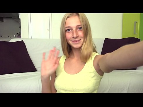❤️ Kui mul on igav, masturbeerin laisalt oma roosa tussu ️❌ Sluts at us ️❤